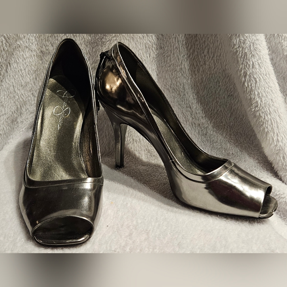 Jessica Simpson Silver Peep-Toe Heels
